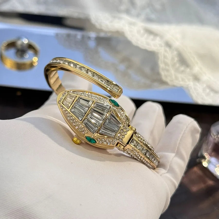 Serpentina green crystal bracelet watch on ivory stone — detail 4