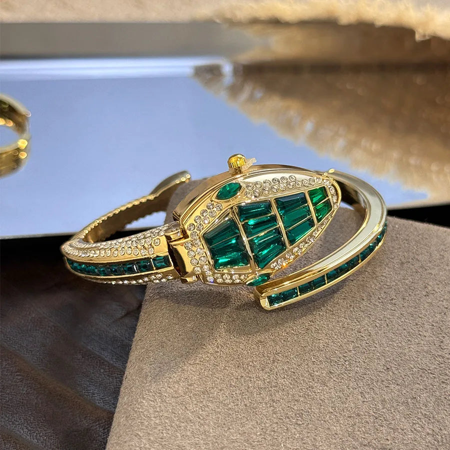 Serpentina green crystal bracelet watch on ivory stone — detail 1