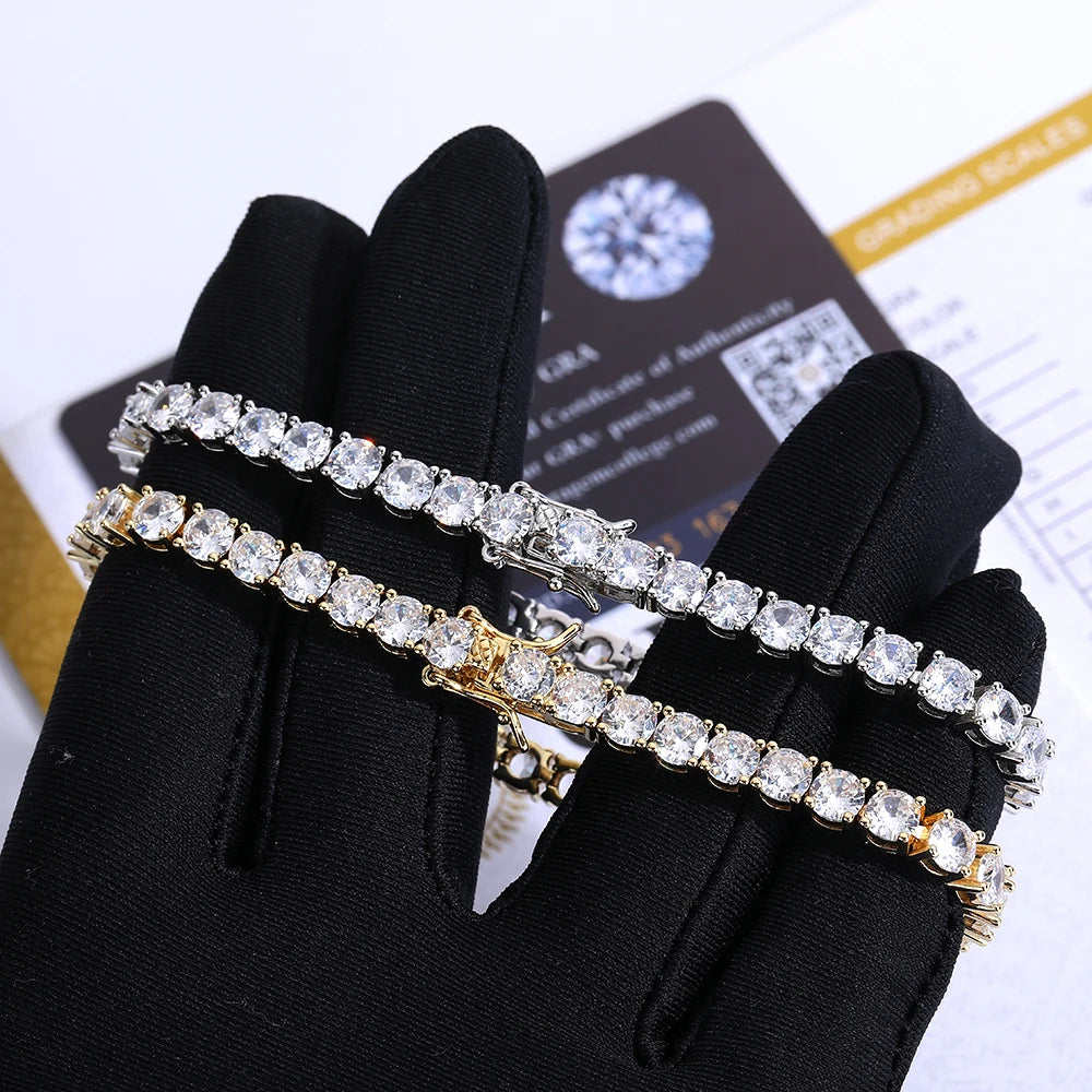 Noir Éclat moissanite tennis chain — polished chain detail