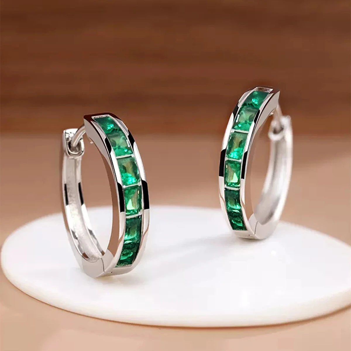 Éclat Princess-Cut Hoop Earrings
