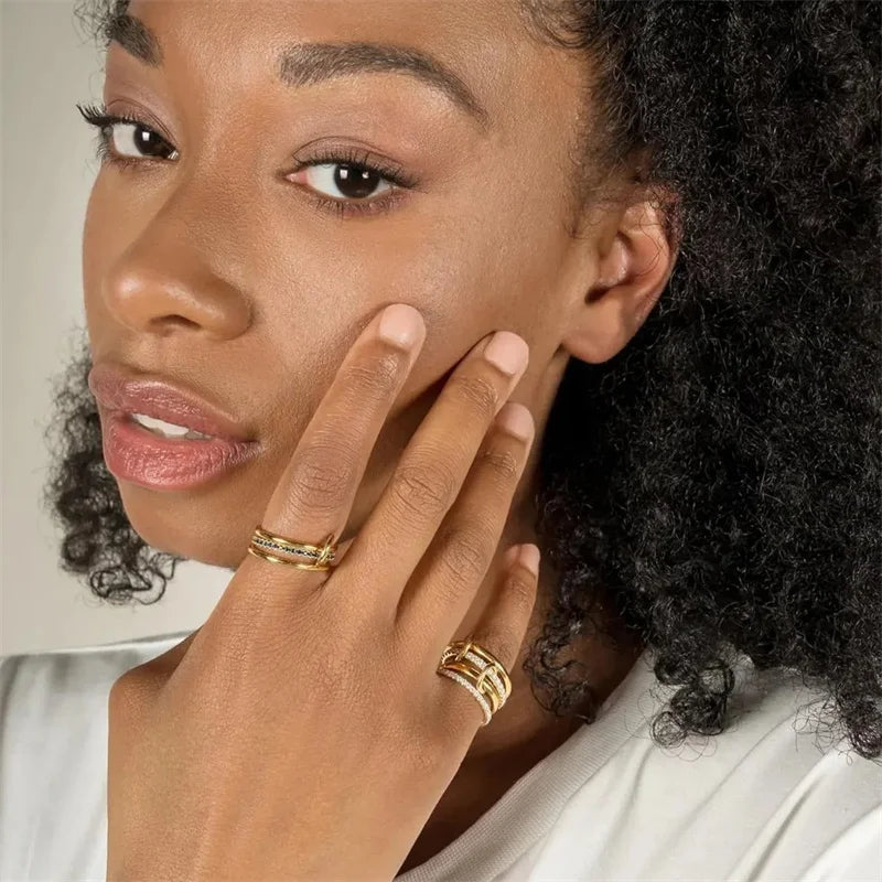 Duo Ligne fashion ring with mixed gold-tone and silver-tone styling
